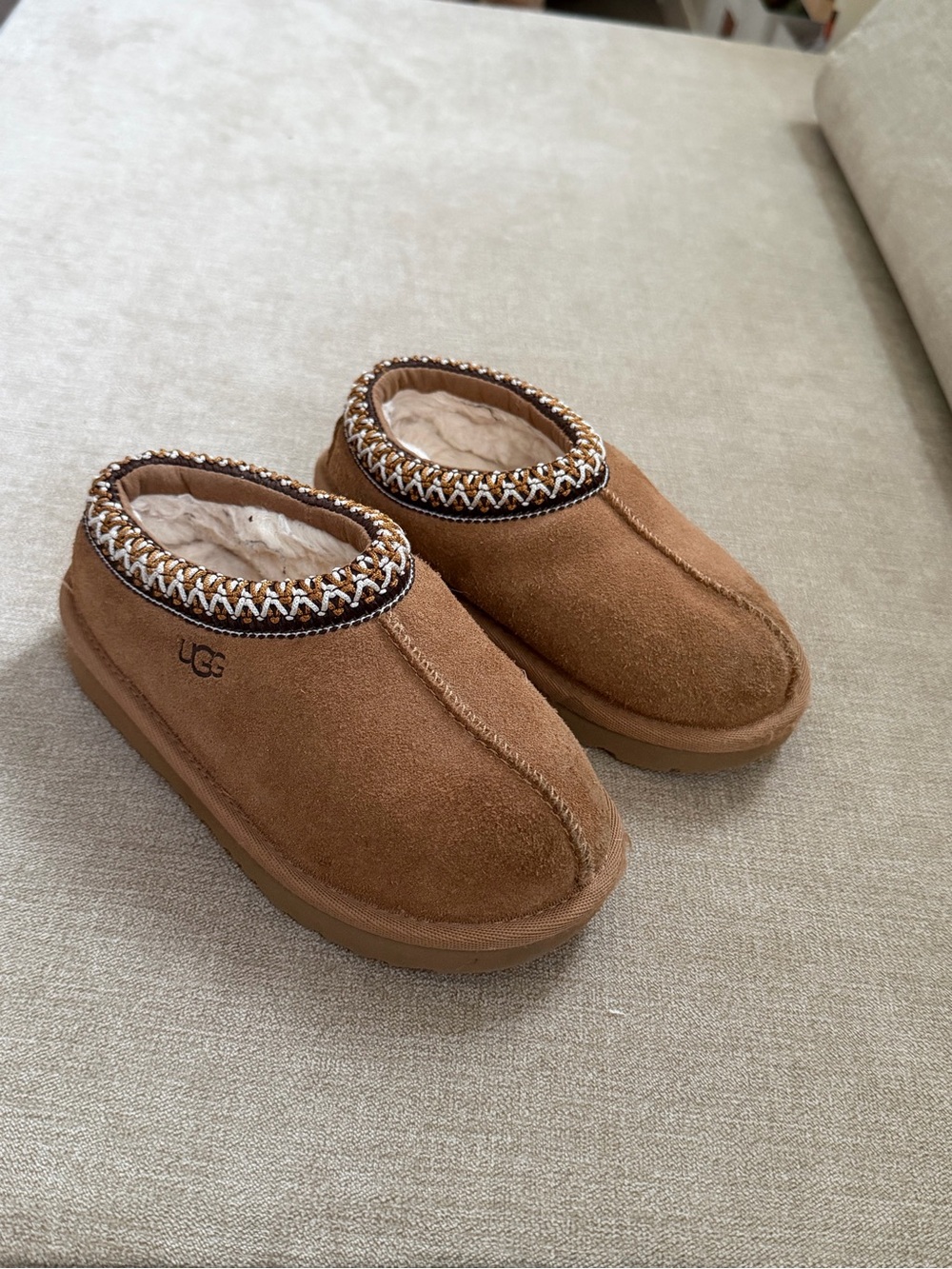 UGG Chestnut Brown Tasman